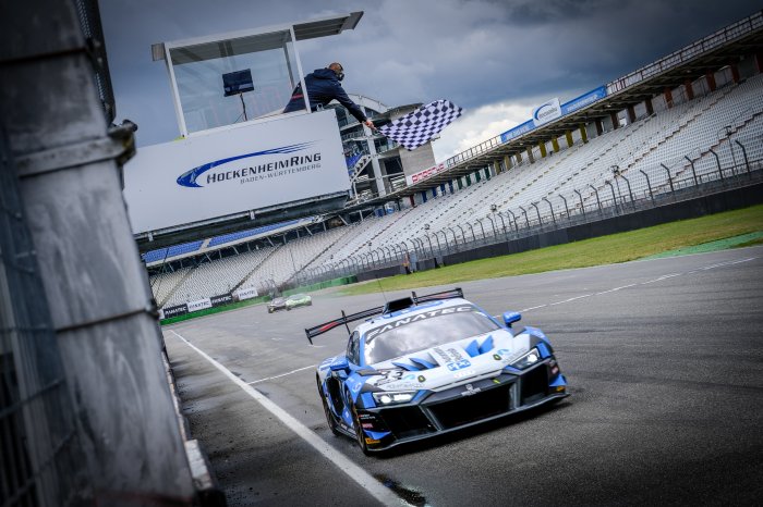 Patterson and Fjordbach take victory in eventful wet-dry opener
