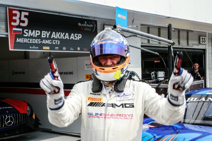 Kenny Habul flies to debut pole in wet Hungaroring qualifying ahead of Karim Ojjeh, Klaus Dieter Frers quickest in Iron Cup