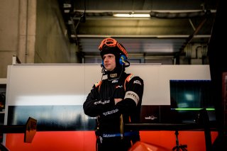 Pit Lane 8 - Friday | Mackinger Photography