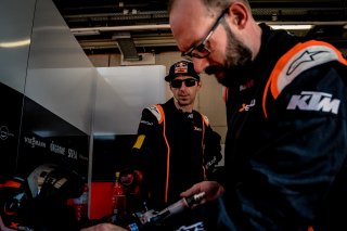 Pit Lane 12 - Friday | Mackinger Photography