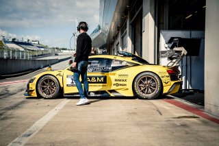 Pit Lane 31 - Friday | Mackinger Photography