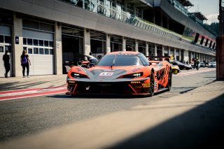 Pit Lane 34 - Friday | Mackinger Photography