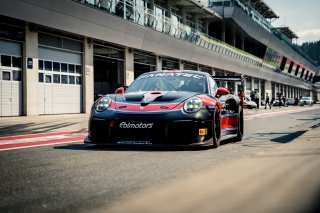 Pit Lane 39 - Friday | Mackinger Photography