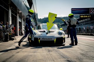 Pit Lane 52 - Friday | Mackinger Photography