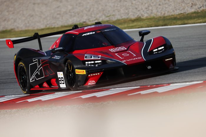RTR Projects lowers the benchmark in Pre-Qualifying at Barcelona, Prette tops Am class