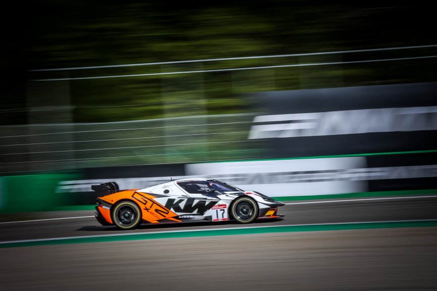 #17 True Racing by Reiter Engineering AUT KTM X-Bow GT2 Hubert Trukenpolz AUT Klaus Angerhofer AUT Am, Qualifying

