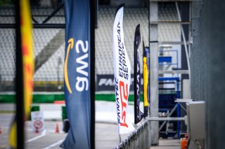 Free Practice 1, Pitlane
 | SRO / Dirk Bogaerts Photography
