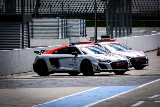 Free Practice 1, Pitlane
 | SRO / Dirk Bogaerts Photography