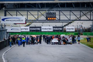 Gridwalk, Race 1
 | SRO / Dirk Bogaerts Photography