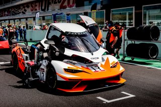 Gridwalk, Race 1
 | SRO / Patrick Hecq Photography