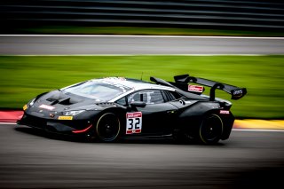 #32 Target Racing ITA Lamborghini Huracan Super Trofeo Evo GT2 Jaromir Jirik CZE Mauro Casadei ITA Am, Qualifying
 | SRO / Patrick Hecq Photography