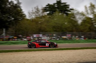 #18 LP Racing ITA Audi R8 LMS GT2 Elia Erhart DEU Michael Doppelmayr AUT Am, Race 1
 | SRO / Kevin Pecks