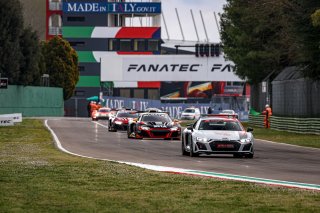 Race 2
 | SRO / Kevin Pecks