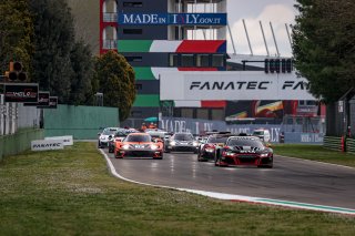 Race 2, Start
 | SRO / Kevin Pecks