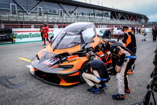 Gridwalk, Race 2
 | SRO / Dirk Bogaerts Photography