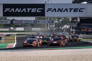 Race 1, Start
 | SRO / Kevin Pecks