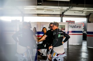 Free Practice 1, Pitlane
 | SRO / TWENTY-ONE CREATION - Jules Benichou