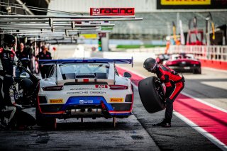 #911 LP Racing Porsche GT2 RS CS Leonardo Gorini Am, Free Practice 1, GT2 European Series, Pitlane
 | SRO / TWENTY-ONE CREATION - Jules Benichou