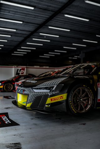 GT2, Pitlane, Set up
 | SRO / TWENTY-ONE CREATION - Jules Benichou
