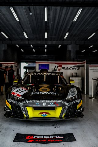 GT2, Pitlane, Set up
 | SRO / TWENTY-ONE CREATION - Jules Benichou