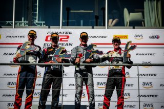 Podium, Race 2
 | SRO / TWENTY-ONE CREATION - Jules Benichou
