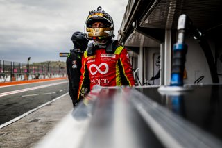 Pitlane
 | SRO / TWENTY-ONE CREATION - Jules Benichou