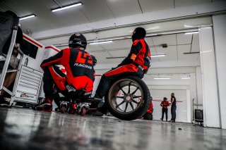 Pitlane
 | SRO / TWENTY-ONE CREATION - Jules Benichou
