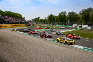 Race 2, Start
 | &copy; SRO / Kevin Pecks 1VIER