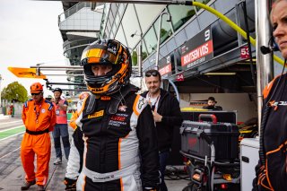 Pitlane, Race 2
 | &copy;&nbsp;SRO - Laurent Gayral Photographie