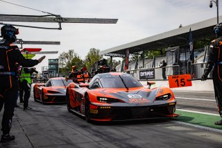 Pitlane, Race 2
 | &copy;&nbsp;SRO - Laurent Gayral Photographie