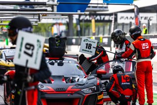 Pitlane, Race 2
 | &copy;&nbsp;SRO - Laurent Gayral Photographie