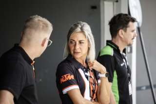 Paid Test Session
 | &copy; SRO / Patrick Hecq Photography