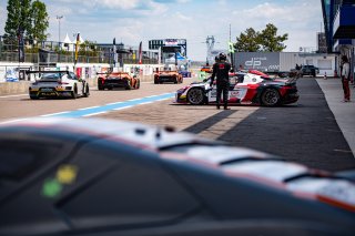 Ambiance, Free Practice 2, GT2 European Series
 | ©SRO/ JULES BEAUMONT