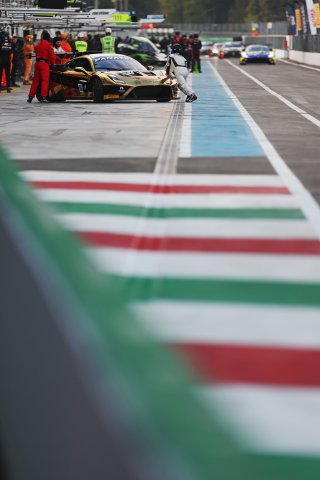 #67 - DINAMIC Motorsport - Roberto PAMPANINI - Mauro CALAMIA - Maserati GT2 
 | SRO/JEP