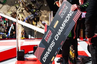 Podium
 | SRO / JEP
