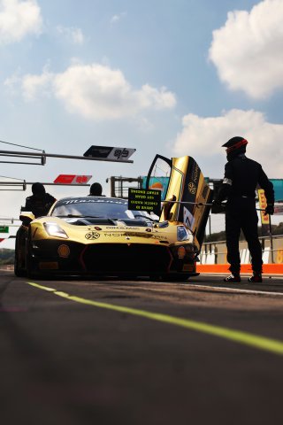 #7 - DINAMIC Motorsport - Roberto PAMPANINI - Mauro CALAMIA - Maserati GT2
 | SRO / JEP