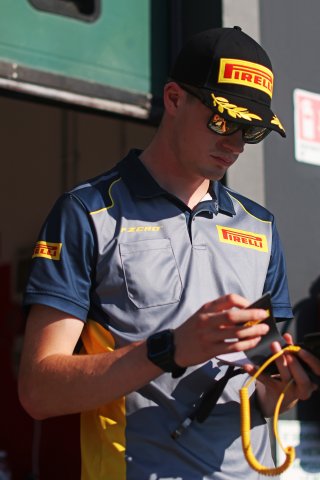 Pirelli Tyres | SRO / JEP