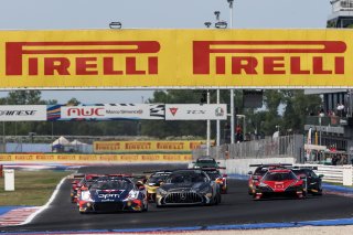 Start of Race 1 - #1 - LP Racing - Philippe PRETTE - Maserati GT2 leads | SRO / JEP
