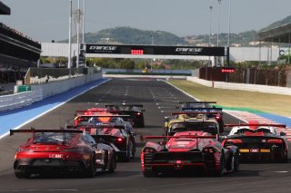 Start of Race 2  | SRO / JEP