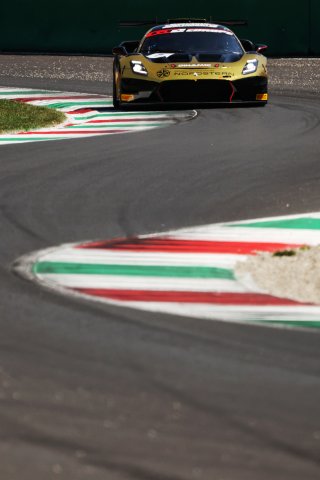 #7 - DINAMIC Motorsport - Roberto PAMPANINI - Mauro CALAMIA - Maserati GT2 | SRO / JEP