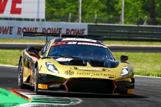 #7 - DINAMIC Motorsport - Roberto PAMPANINI - Mauro CALAMIA - Maserati GT2 | SRO / JEP