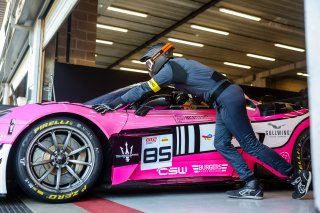 #85 - Iron Dames by SP Racing - Laura VAN DEN HENGEL - Sarah BOVY - Maserati GT2 | SRO Motorsports Group
