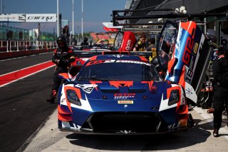 #18 - LP Racing - Luca PIRRI - Celia MARTIN - Maserati GT2 | SRO / JEP