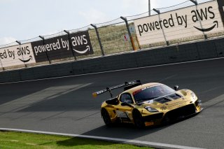 #7 - DINAMIC Motorsport - Roberto Pampanini - Mauro Calamia - Maserati GT2 | SRO / JEP