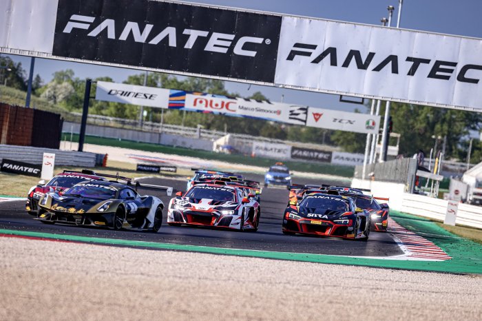  Fanatec GT2 European Series title fights set to rage at Spa-Francorchamps