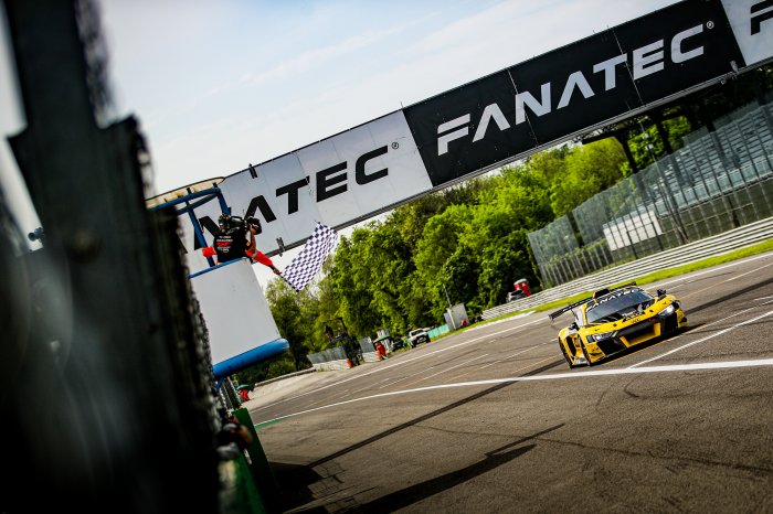 PK Carsport returns to Pro-Am winning ways; Krabec seals sensational debut with second Am win